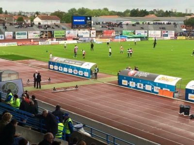 Vous êtes un club de foot ? Un club de basket ou de handball…